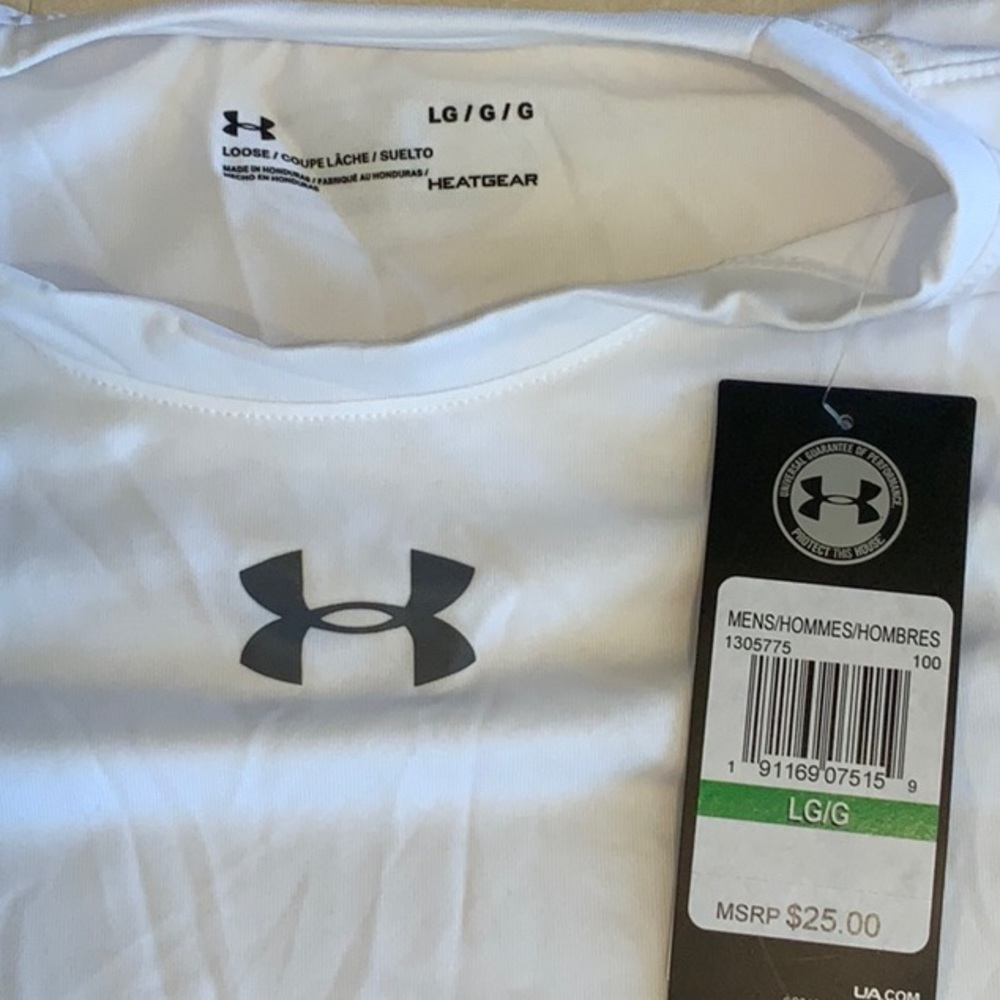Mens Under Armour Loose Fit Heatgear shirt.  NWT Size Large. - Picture 2 of 3
